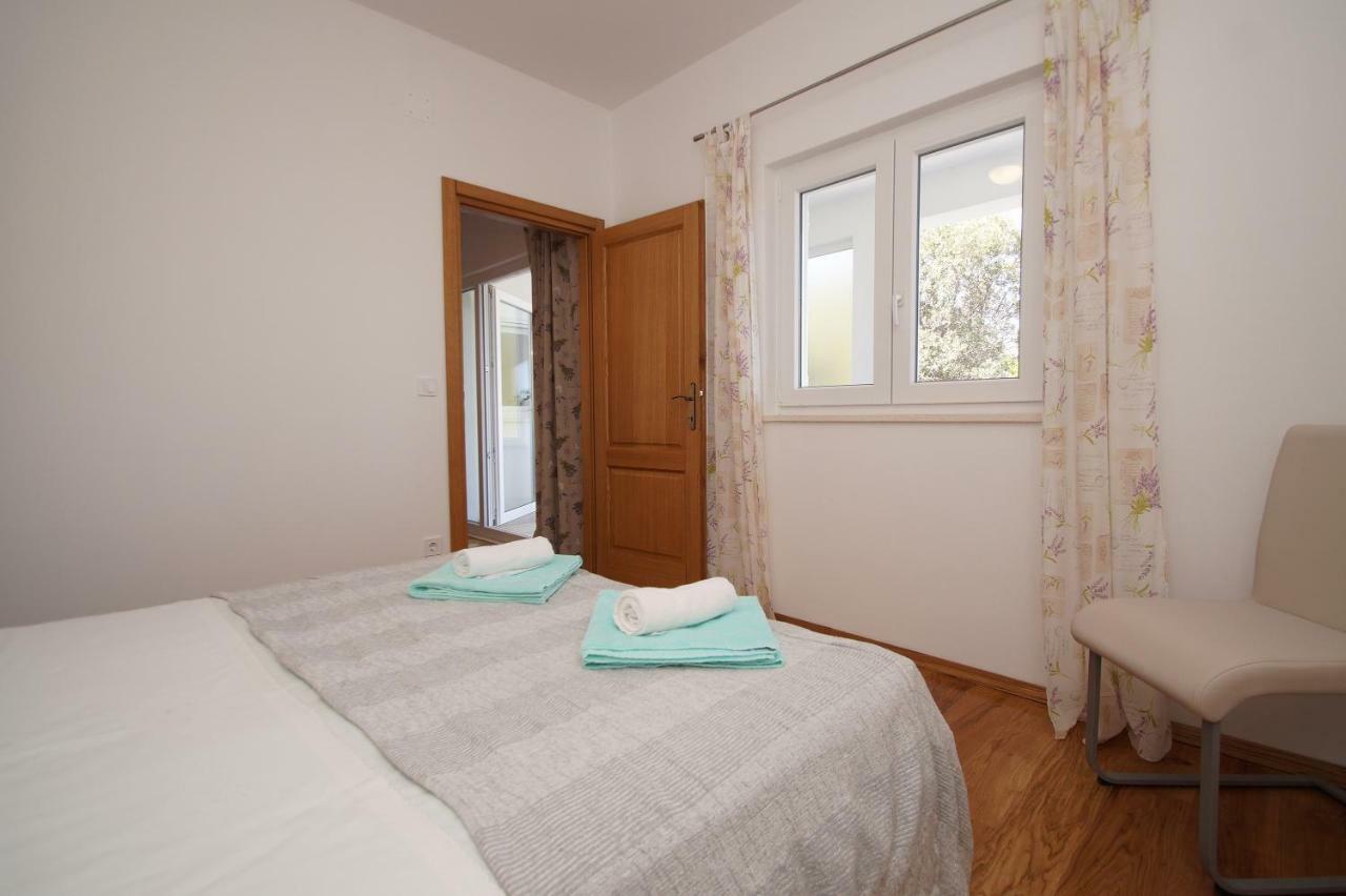 Apartments Mirna Korcula Town Luaran gambar