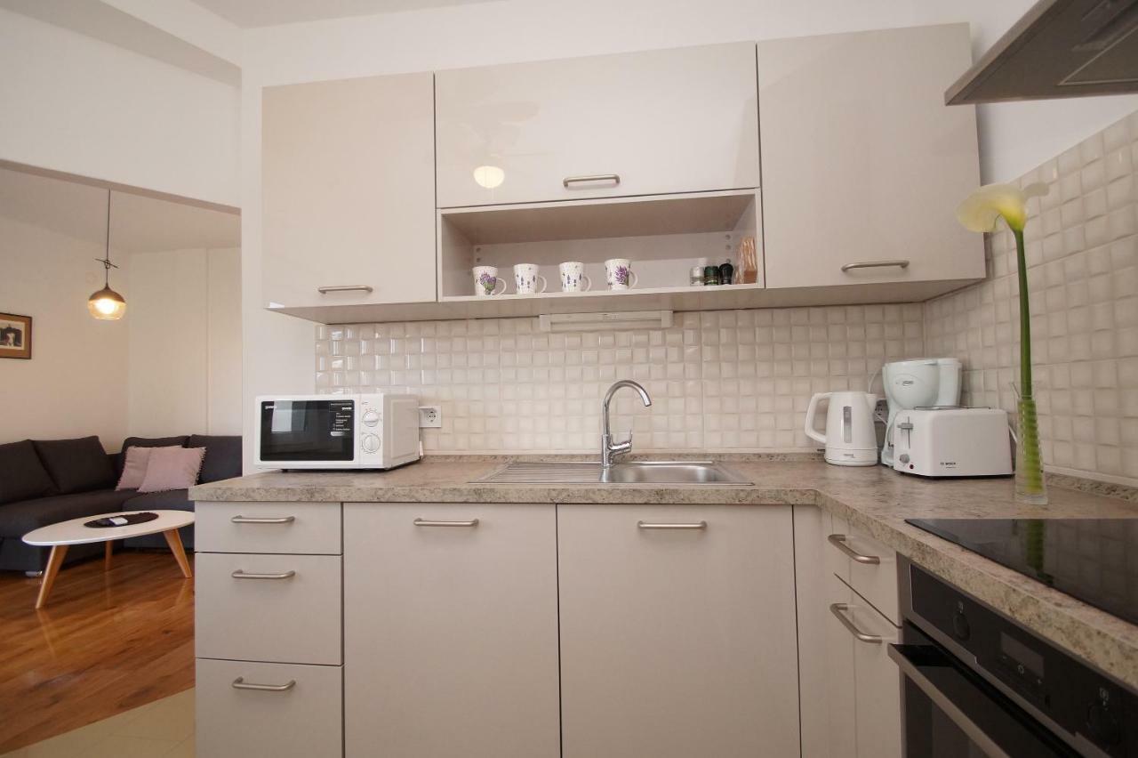 Apartments Mirna Korcula Town Luaran gambar
