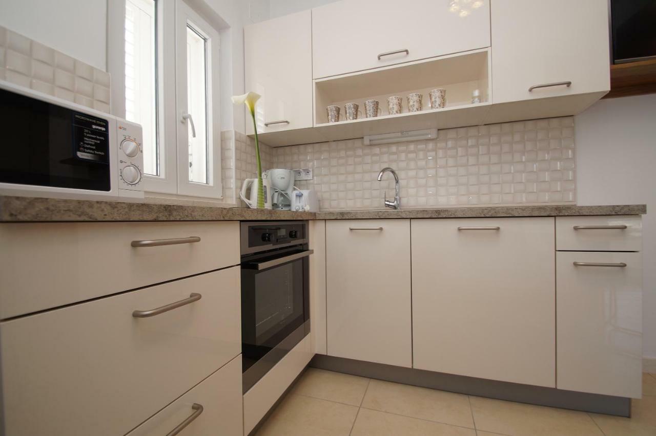 Apartments Mirna Korcula Town Luaran gambar